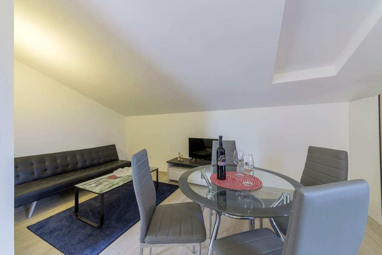 Apartmani Suzi Пула Экстерьер фото