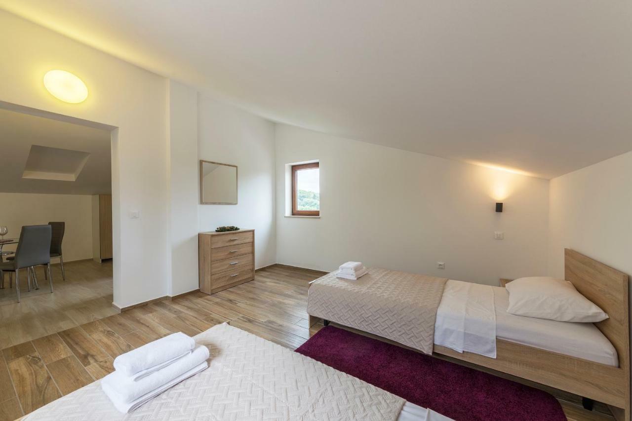 Apartmani Suzi Пула Экстерьер фото