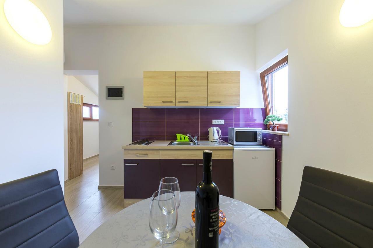 Apartmani Suzi Пула Экстерьер фото