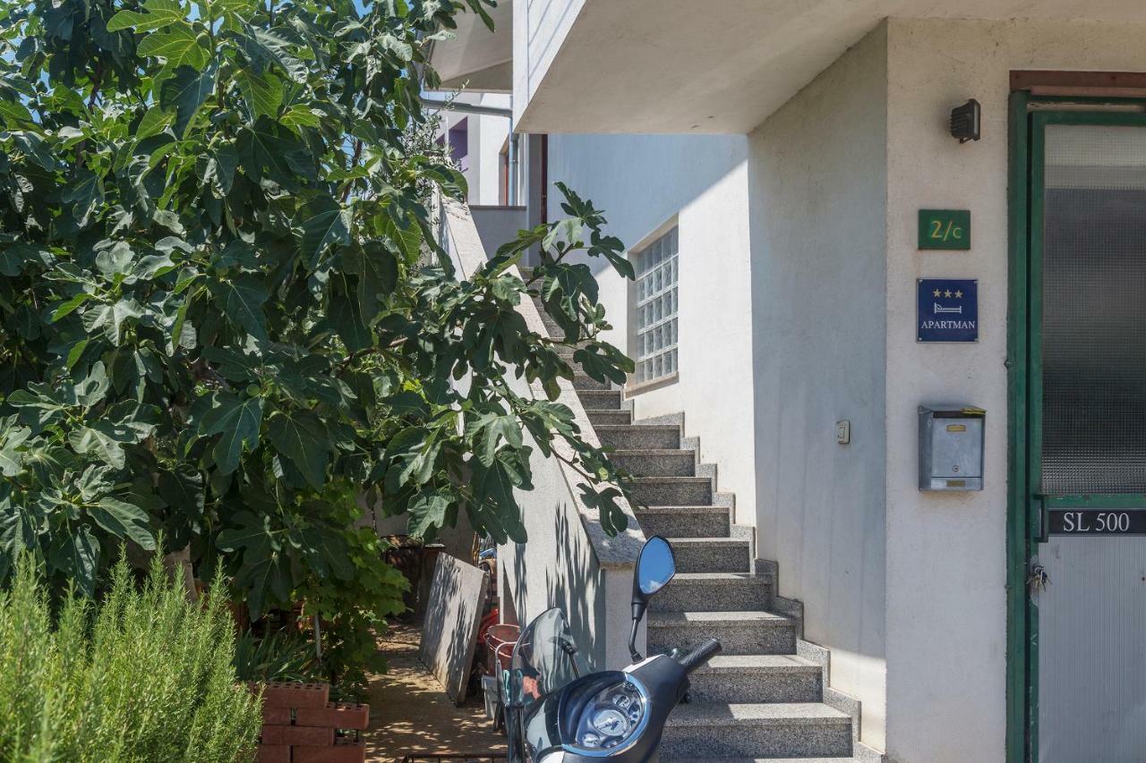 Apartmani Suzi Пула Экстерьер фото