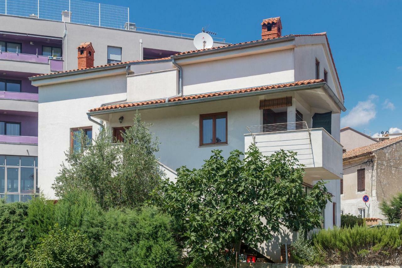 Apartmani Suzi Пула Экстерьер фото